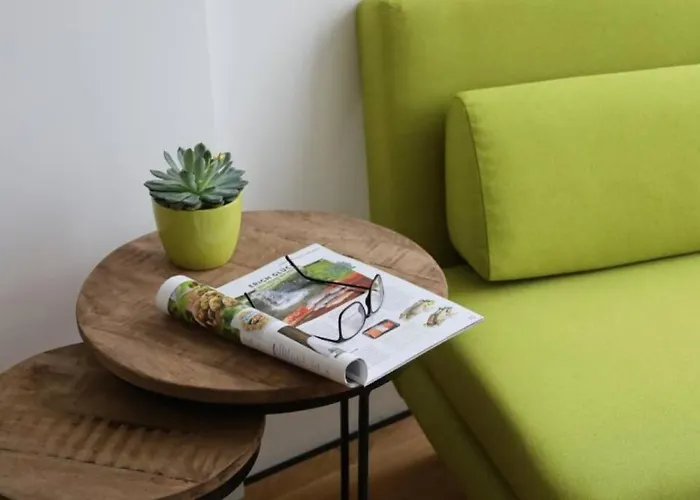 Appartement Mit Balkon Und Hallenbad
