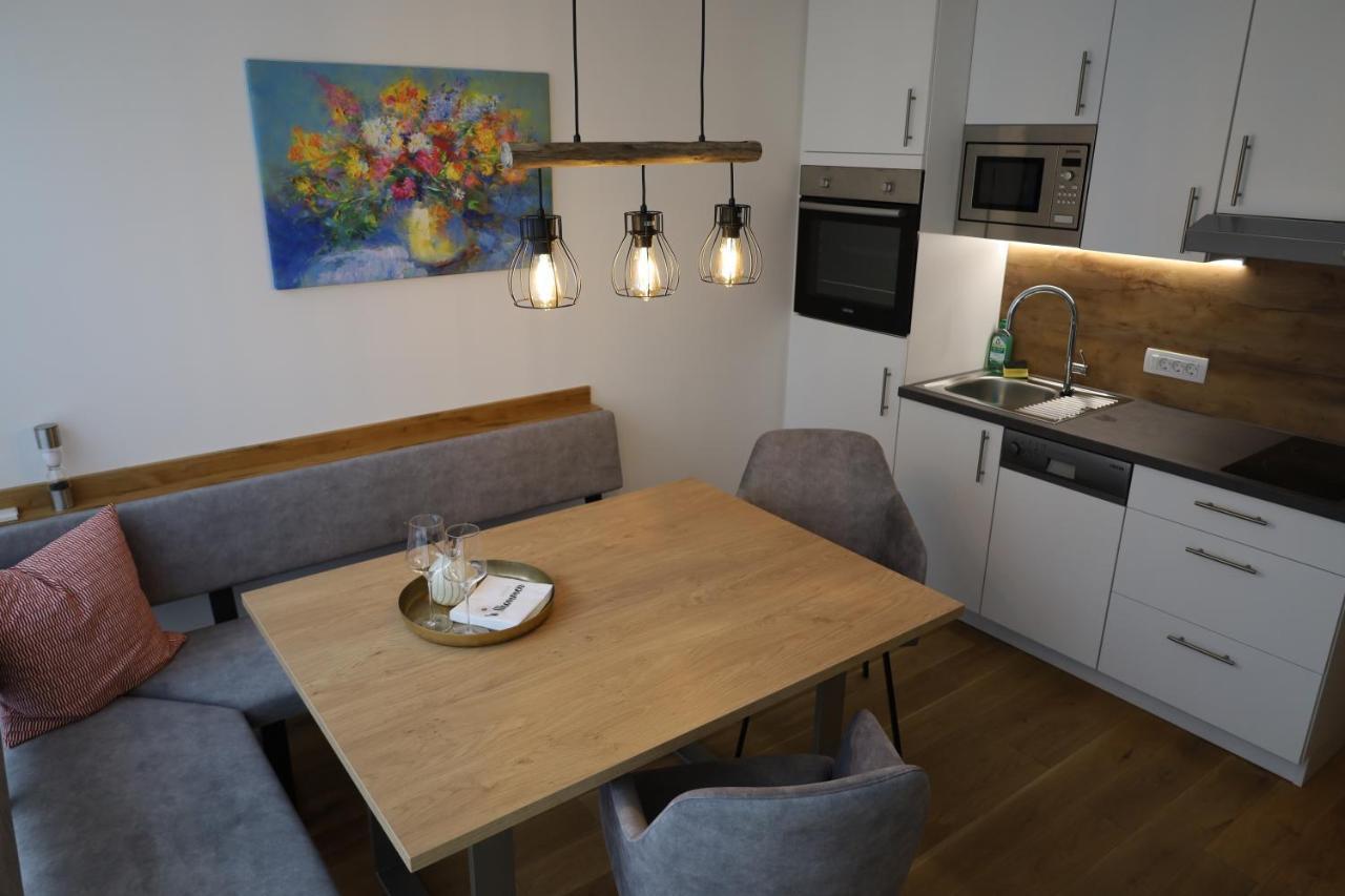 Apartment Mit Balkon Und Hallenbad *